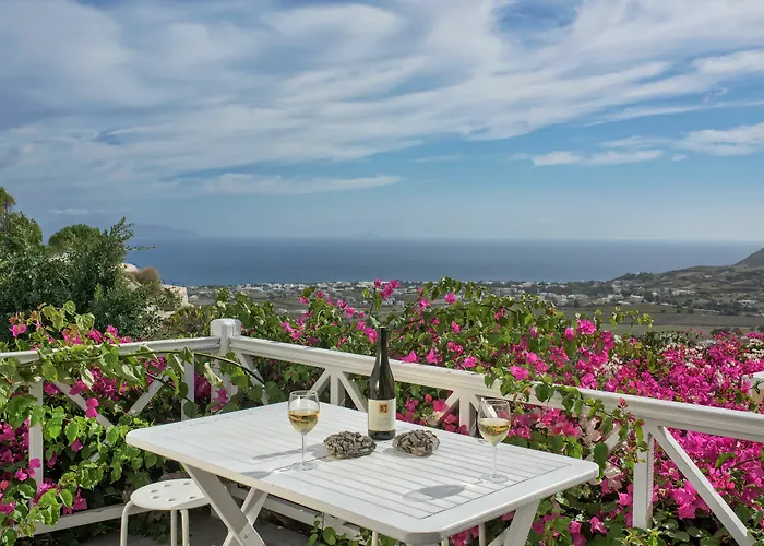 White Cave Private Villa